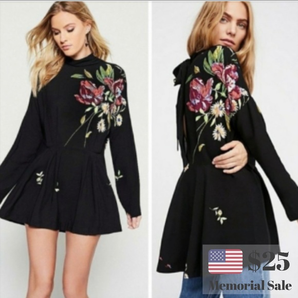 Free People Dresses & Skirts - $25 MEMORIAL SALE• Free People Black Floral Mini